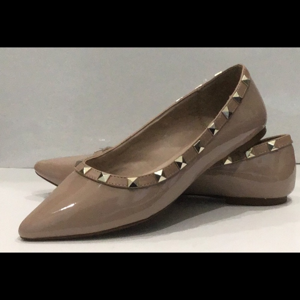 MIX NO. 6 AMANDRA pyramid studded flats Beige 9M